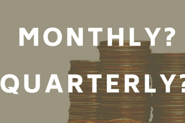 monthly vs quarterly dividends video featured
